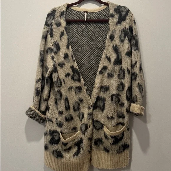 Free People Cream and Gray Leopard-Print Open Cardigan - Picture 4 of 5